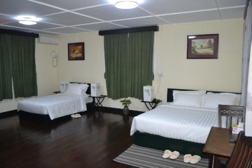 Garden Home Bed And Breakfast Yangon Exterior foto