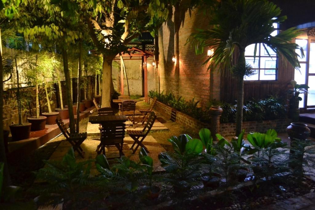 Garden Home Bed And Breakfast Yangon Exterior foto