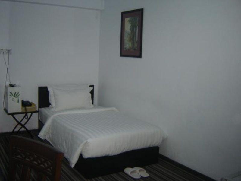 Garden Home Bed And Breakfast Yangon Exterior foto
